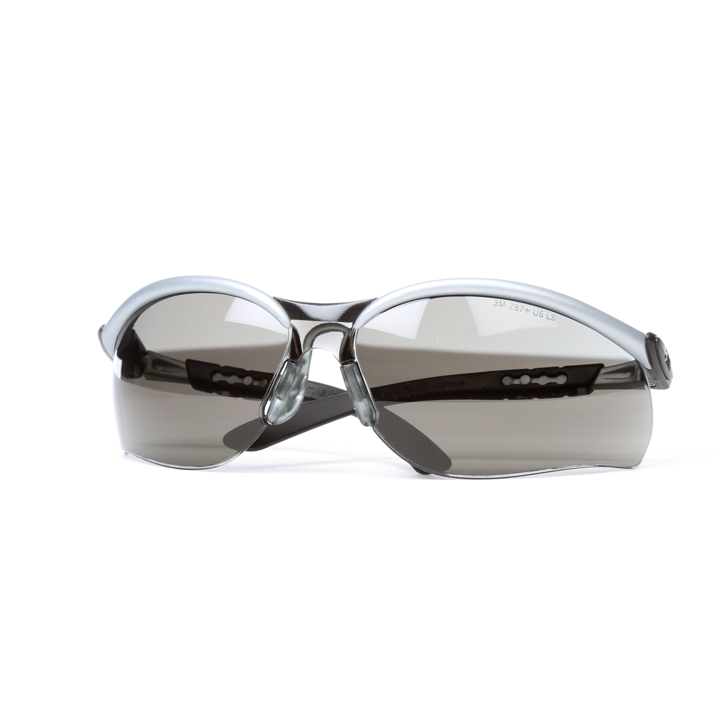 3M Industrial Safety 11381-00000-20 Silver Frame Gray Anti-Fog Lens Protective Eyewear