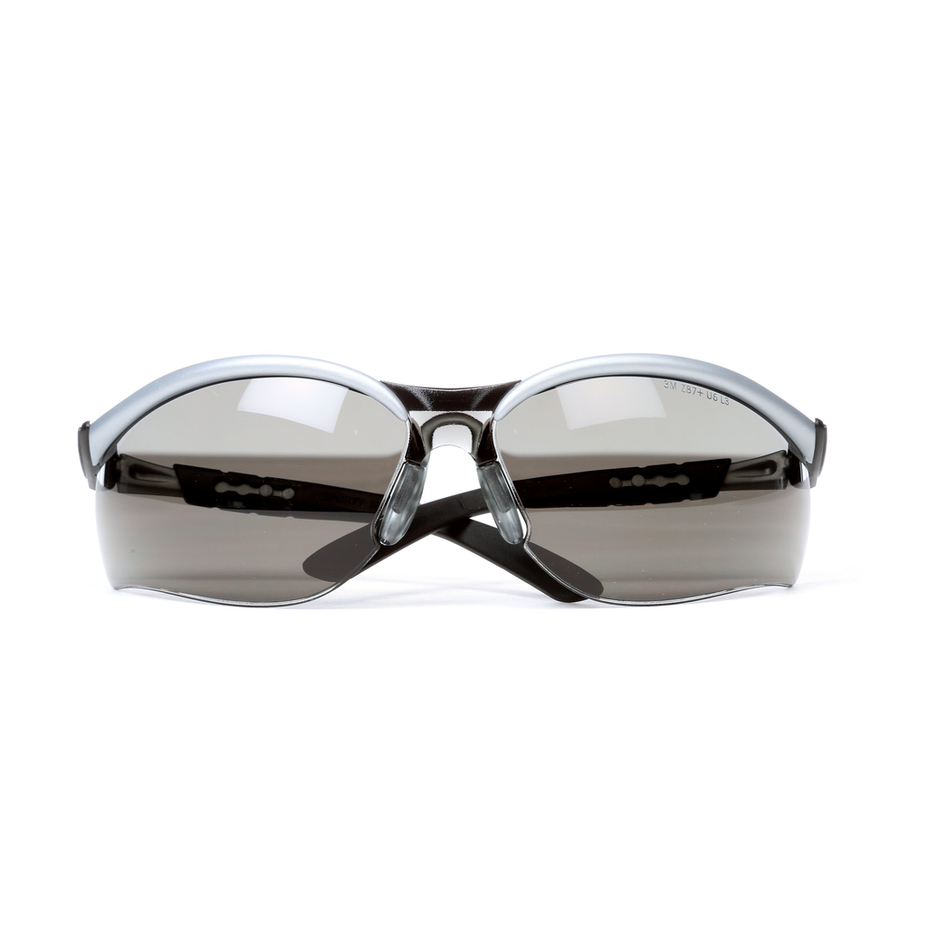 3M Industrial Safety 11381-00000-20 Silver Frame Gray Anti-Fog Lens Protective Eyewear